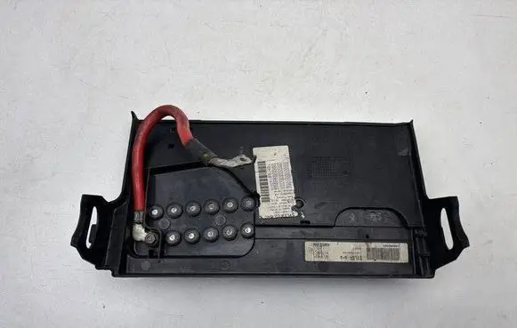 Volkswagen Polo Fuse module 6Q0971228F 6Q0937550