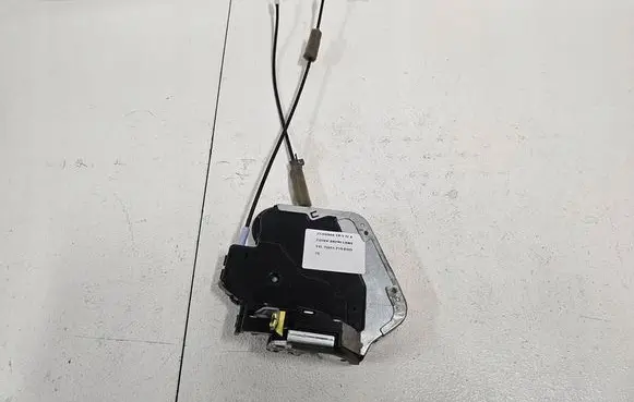 Honda CR-V Rear door lock 72651-T1G-E001