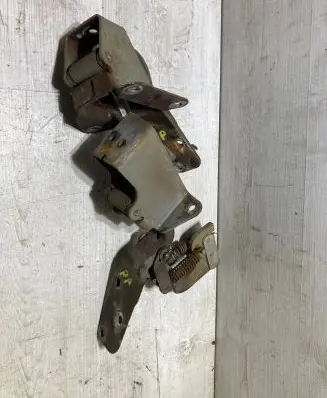 Bentley Mulsanne Front door hinge set 