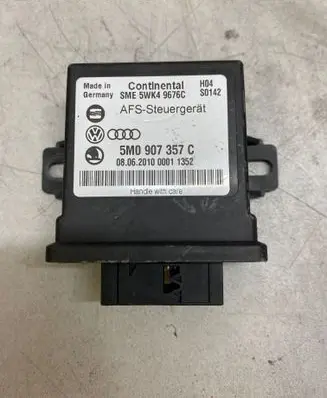 Skoda Superb B6 (3T) Light module LCM 5WK49676C 5M0907357C