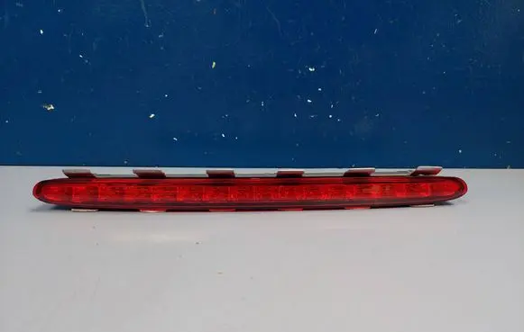 Mercedes-Benz CLK A209 C209 Third/center stoplight A2098201056 A2098200556 A2098200156
