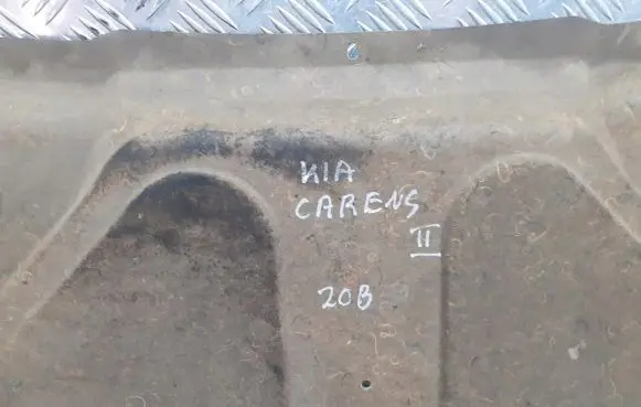 KIA Carens II Engine bonnet/hood sound/heat insulation 