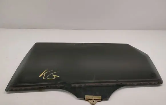KIA Sorento Rear door window glass