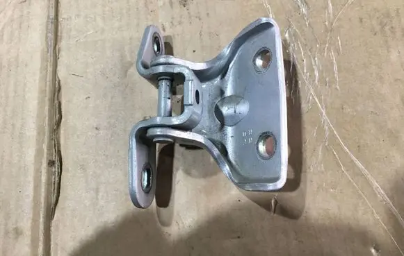 Hyundai i40 Rear door upper hinge