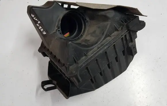 Seat Exeo (3R) Air filter box 