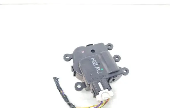 Mazda 6 Air flap motor/actuator 7W13H