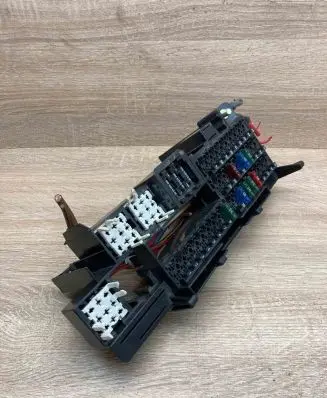 Mercedes-Benz A W168 Fuse module A1685450240 Used
