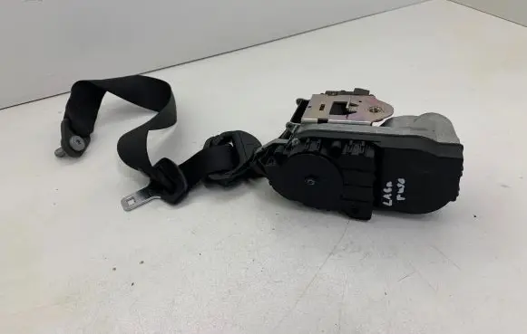 Mercedes-Benz S W221 Front seatbelt A2218603285