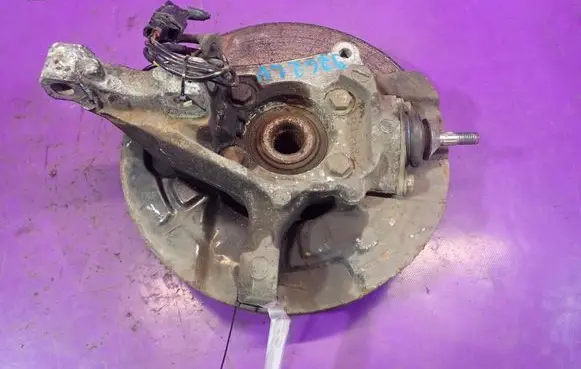 Volvo S60 Front wheel hub spindle knuckle