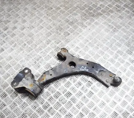 Volvo V40 Front lower control arm/wishbone AV613A262DA