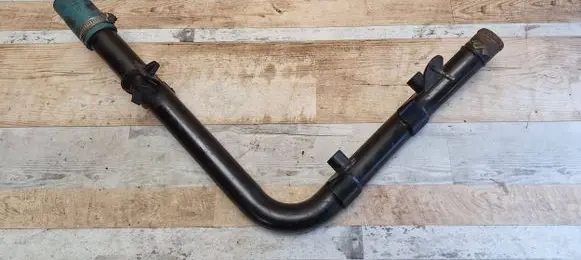 Chrysler Voyager Engine coolant pipe/hose 21302670G