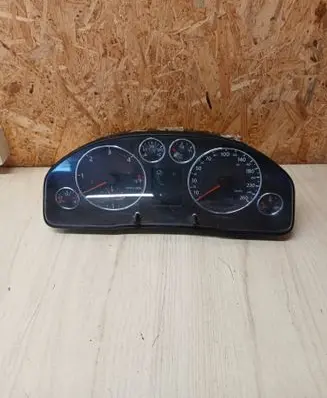 Audi A6 S6 C5 4B Speedometer (instrument cluster) 4B0919881