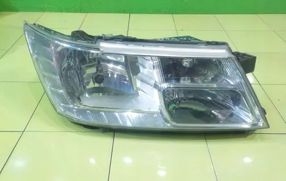 Dodge Journey Headlight/headlamp 05067786AA