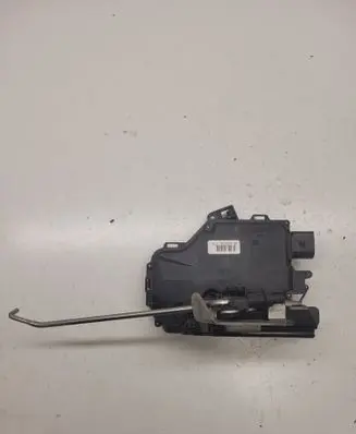 Audi A4 S4 B6 8E 8H Front door lock 8E1837016C