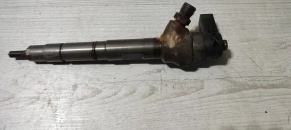 Audi TT TTS Mk2 Fuel injector 03L130277J