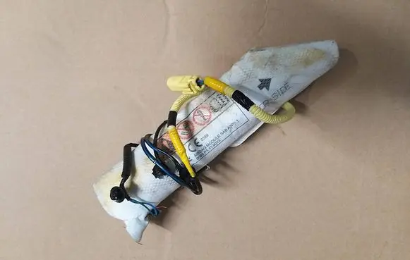 Suzuki Swift III Seat airbag MK8