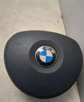 Steering wheel airbag