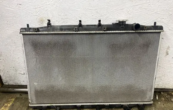 Coolant radiator