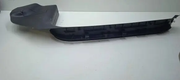 Mercedes-Benz GLS X166 Front sill trim cover A1666870282