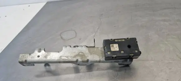 Mercedes-Benz C W205 Holder (bracket) A2056914300 A2059051205