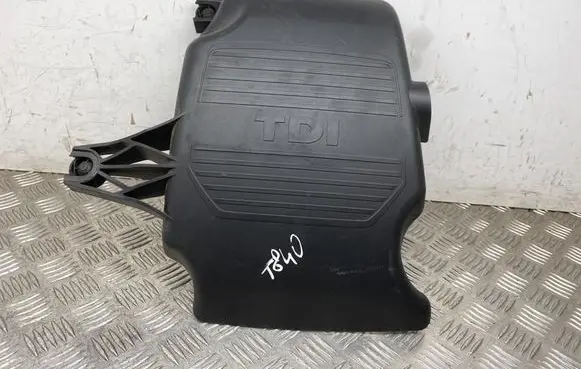 Man TGE 1gen Engine cover (trim) 04L103925AT