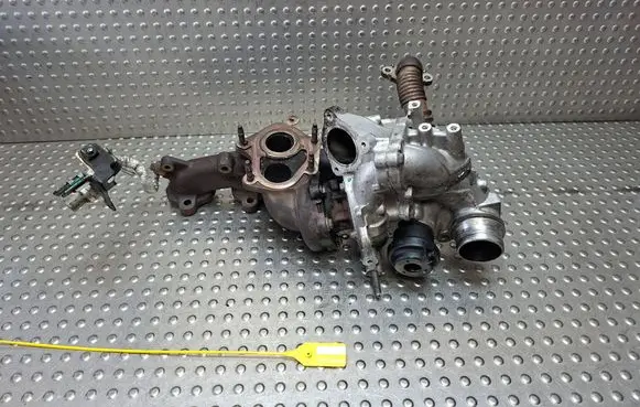 Nissan Navara D23 Turbo S27730838 144104619R