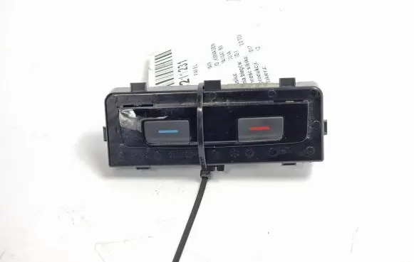 Volkswagen PASSAT B8 Climate control unit