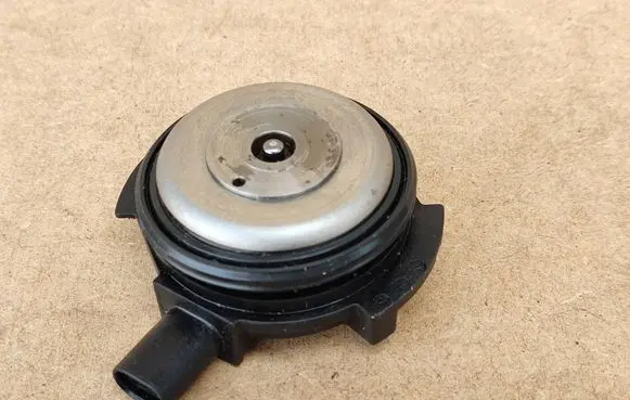 BMW 3 G20 G21 Camshaft vanos timing valve 7614288 11367614288 11368663056