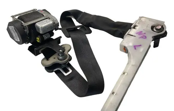 Nissan Pulsar Front seatbelt 627788900D 0613276 6277604