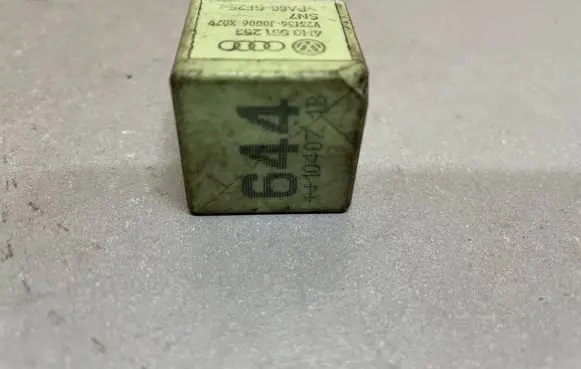 Audi A4 S4 B7 8E 8H Other relay 4H0951253