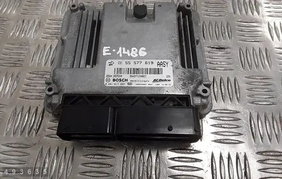 Opel Insignia A Engine control unit/module e9155577619 0281017453 55575349