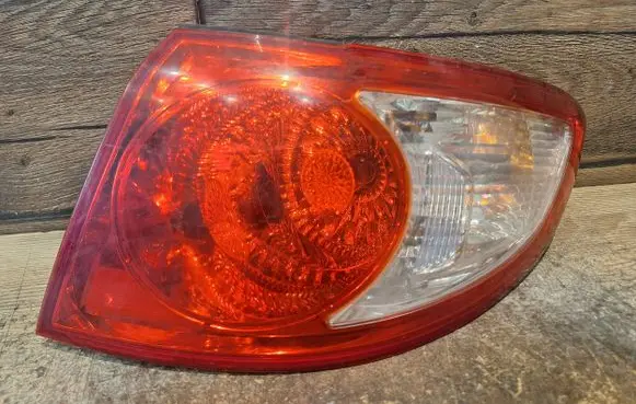 Hyundai Santa Fe Rear/tail lights 924022B000
