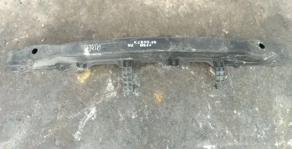 KIA Carens II Rear bumper cross member