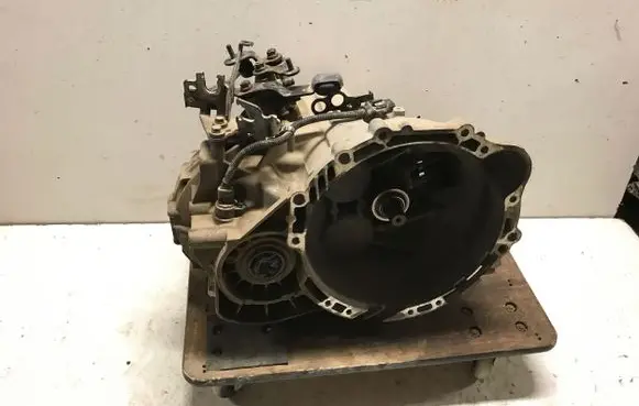 KIA Carens III Manual 6 speed gearbox M5GF2