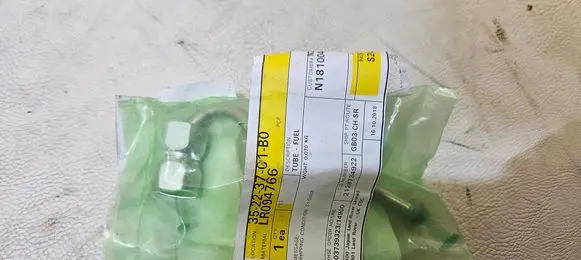 Land Rover Defender Fuel injector supply line/pipe LR094766