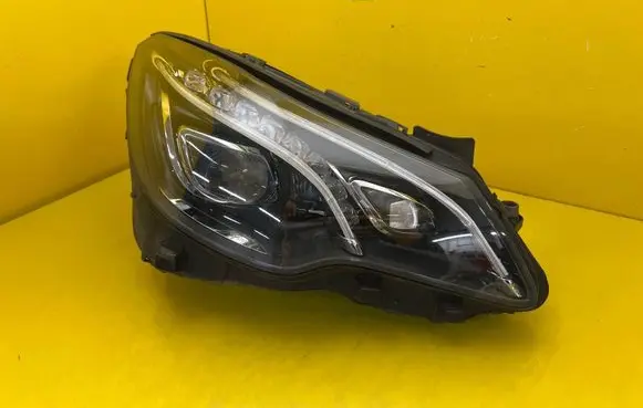Mercedes-Benz E A207 Headlight/headlamp A2079065400