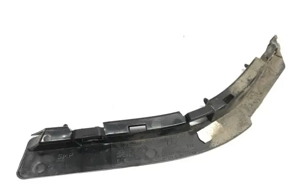 Mercedes-Benz Vito Viano W447 Front bumper mounting bracket A4478850521