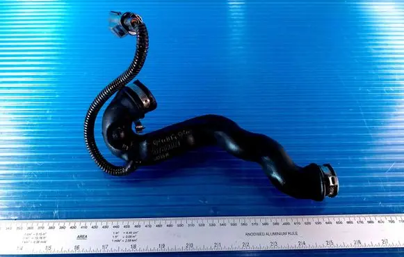 Volvo V70 Breather/breather pipe/hose 3078809