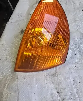 BMW 3 E46 Front indicator light 1315106145