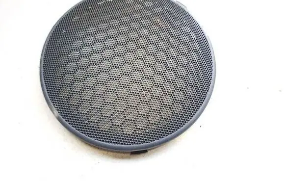 Side speaker trim/cover