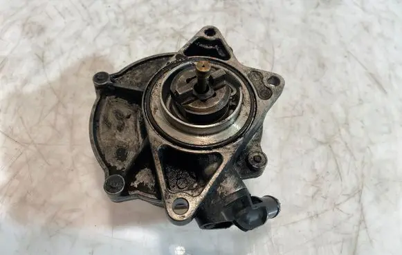 Vacuum pump