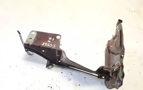 Audi 80 90 S2 B4 Radiator support slam panel