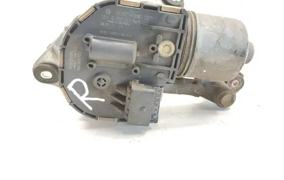 Peugeot 407 Wiper motor 0390241969