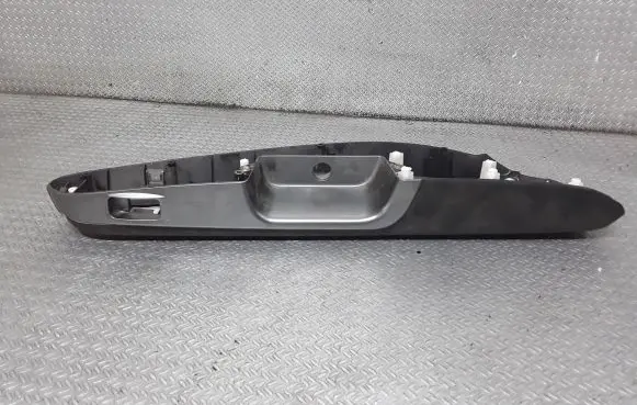 Mitsubishi Outlander Rear door handle trim 