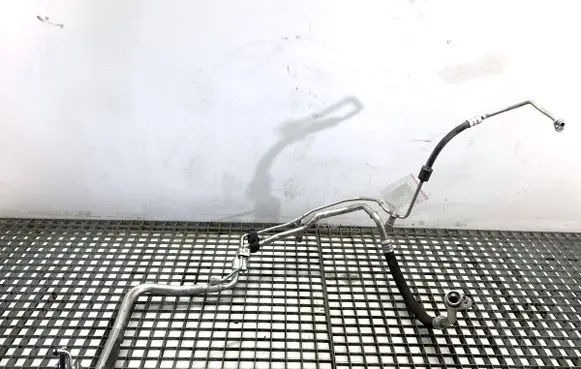 Cupra Formentor Air conditioning (A/C) pipe/hose 