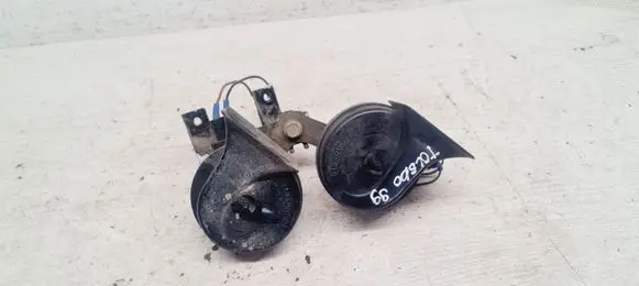 Seat Toledo II (1M) Horn signal E2CH2139 0092018
