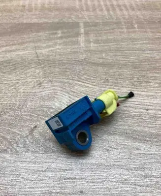 Volkswagen Jetta VI Airbag deployment crash/impact sensor 5K0959351A 5WK44270