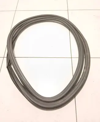 Audi A3 S3 8V Front door rubber seal 8V5831721
