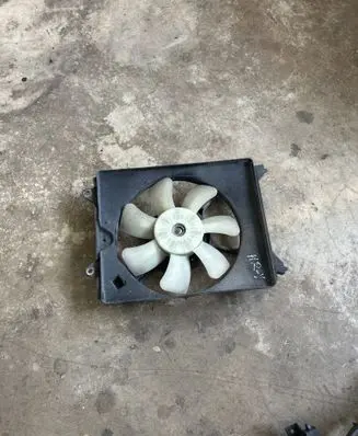 Honda HR-V Electric radiator cooling fan 476473489