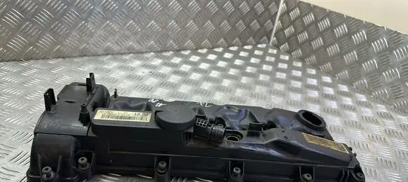 Mercedes-Benz E W212 Rocker cam cover A6510101230 A6510100001